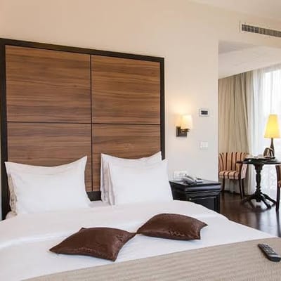 Comfortable Central 4 star hotel