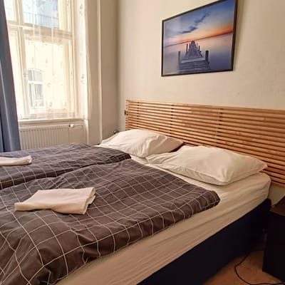 Central Hostel with Bar