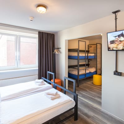 Auberge de jeunesse moderne et pratique