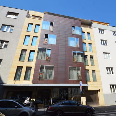 Luxus-Hotel in der Nähe der Donau