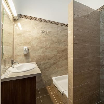 Auberge dynamique dans le meilleur emplacement