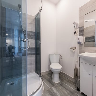 Auberge animé proche de la place principale