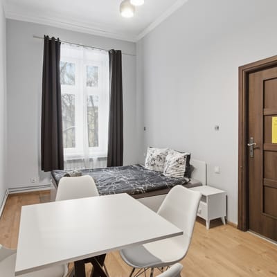 Vibrant hostel close to the main square