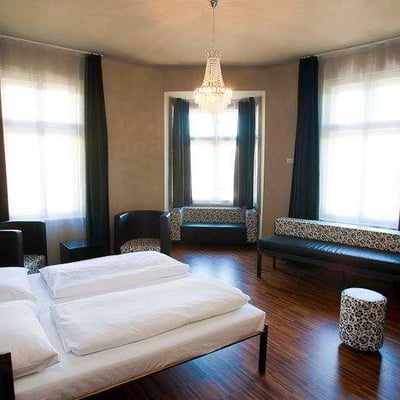 Great Hostel with Bar