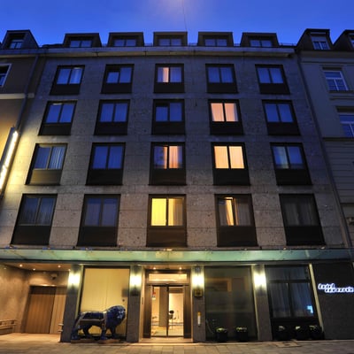 Luxury hotel near the Hofbräuhaus