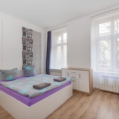 Vibrant hostel close to the main square