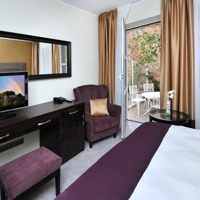 Great Hotel with in-house restaurant